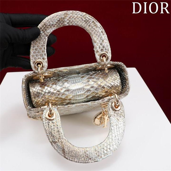 DIOR スーパーコピー ハンドバッグ ゴールドカラー シンプル 光沢レザー チェーンストラップ ディオール