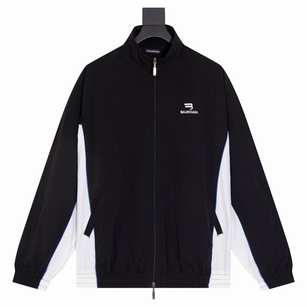 コーデが決まる BALENCIAGA スーパーコピー ジャケット シンプル ロゴ スポーティ 都会的 バレンシアガ