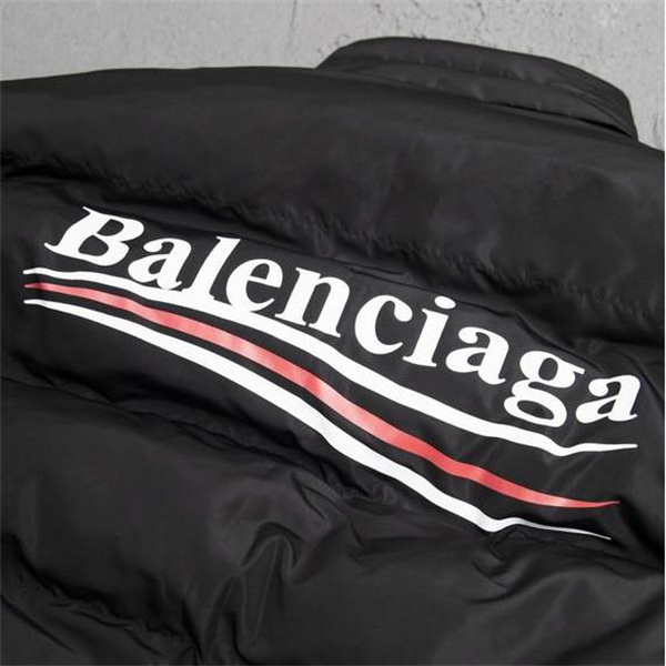 バレンシアガ スーパーコピー 中綿ジャケット ロゴ 波状ライン ブランド名 BALENCIAGA