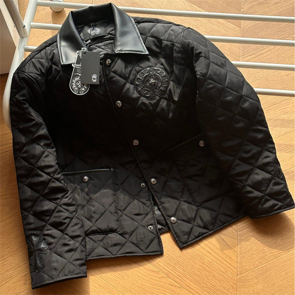 CHROME HEARTS 偽物 中綿ジャケット ダイヤモンドキルティング クロスモチーフ エンボスロゴ クロムハーツ
