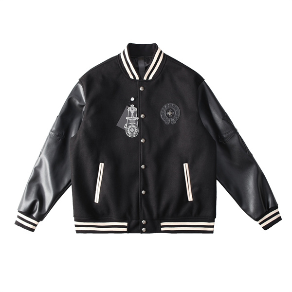 クロムハーツ コピー スタジアムジャケット クロスモチーフ 立体刺繍 シグネチャーロゴ レザー袖 CHROME HEARTS