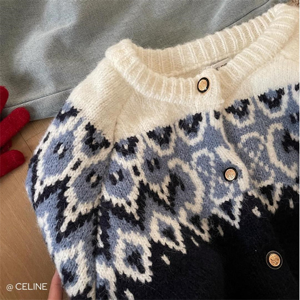 セリーヌ 偽物 セーター ノルディック柄 トリオンフ ロゴ クルーネック CELINE