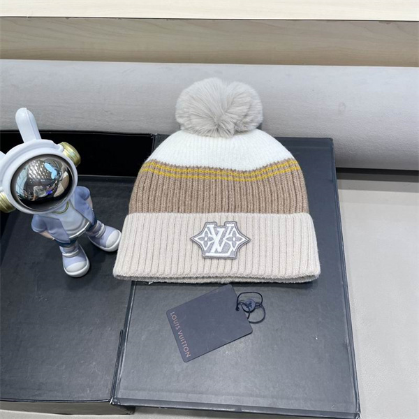 LOUIS VUITTON スーパーコピー ニット帽 ベージュ ホワイト イエロー LVロゴ ルイヴィトン