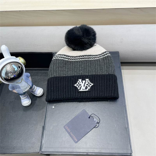 LOUIS VUITTON スーパーコピー ニット帽 ベージュ ホワイト イエロー LVロゴ ルイヴィトン