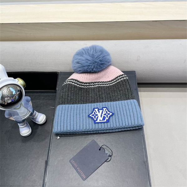 LOUIS VUITTON スーパーコピー ニット帽 ベージュ ホワイト イエロー LVロゴ ルイヴィトン
