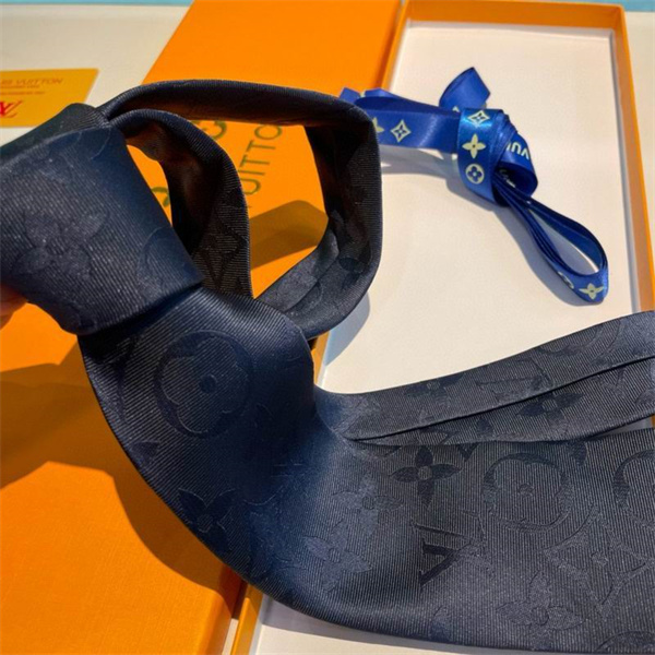 ルイヴィトン スーパーコピー ネクタイ シルバーグレー モノグラムパターン シルク LOUIS VUITTON