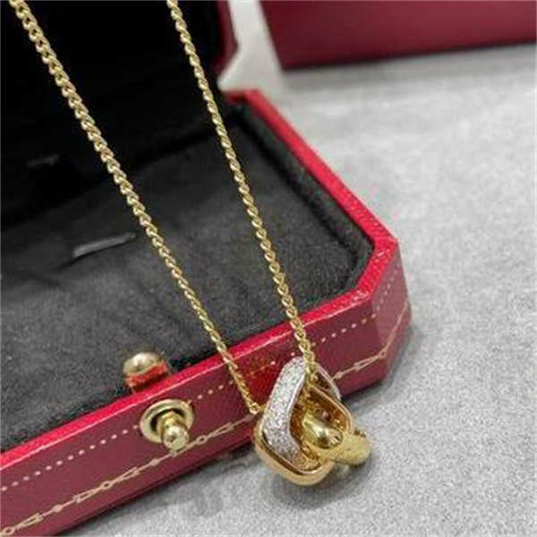 Cartier コピー ネックレス ゴールド ダイヤモンド リンクモチーフ エレガント カルティエ