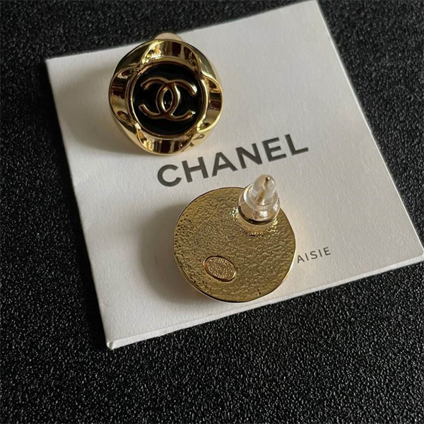 CHANEL 偽物 ピアス レッドゴールド CCロゴ ラグジュアリーデザイン シャネル