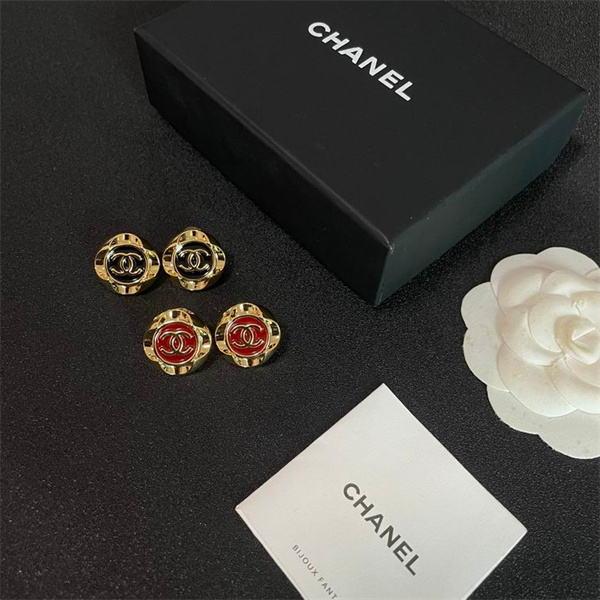 CHANEL 偽物 ピアス レッドゴールド CCロゴ ラグジュアリーデザイン シャネル