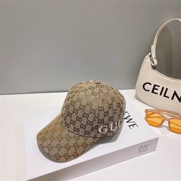 2025年新作登場 グッチ 偽物 キャップ GGキャンバス素材 ロゴ刺繍 デイリーアクセサリー GUCCI