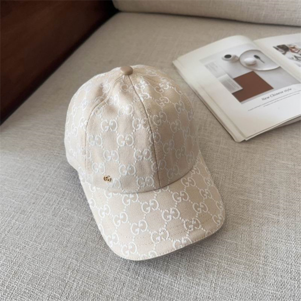 GUCCI スーパーコピー キャップ デニム素材 GGパターン モダンデザイン グッチ