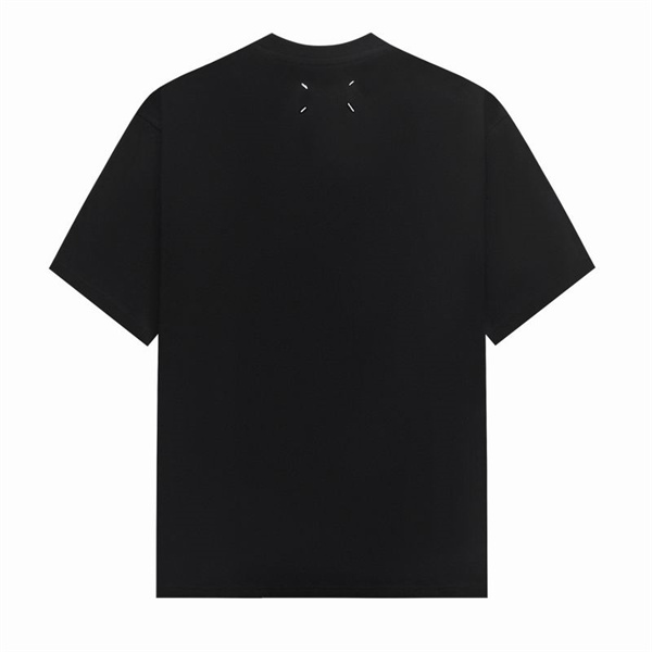 メゾン マルジェラ 偽物 Tシャツ ロゴポケット 不規則カットライン 斜めに シンプル 独創的な Maison Margiela