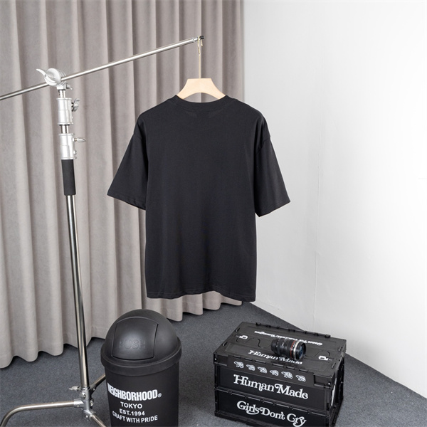 BALENCIAGA コピー Tシャツ 数字 梨 イラスト 黄色い 遊び心 個性 彫刻 ブランド バレンシアガ