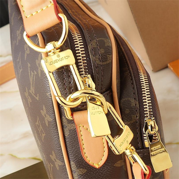 LOUIS VUITTON スーパーコピー ショルダーバッグ モノグラムキャンバス ゴールド金具 ルイヴィトン