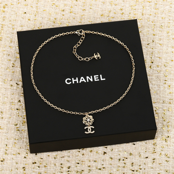 シャネル 偽物 ネックレス 高品質 ゴールド フラワーチャーム CCロゴ クリスタル CHANEL