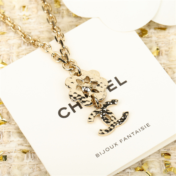 シャネル 偽物 ネックレス 高品質 ゴールド フラワーチャーム CCロゴ クリスタル CHANEL