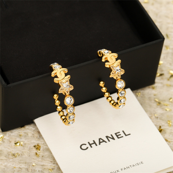 CHANEL 偽物 ピアス 高品質 ゴールド クリスタル チェーン 星形デザイン シャネル 