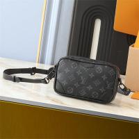 ルイヴィトン コピー ショルダーバッグ モノグラムキャンバス 金具 デイリー使い クラシック 現代的 LOUIS VUITTON
