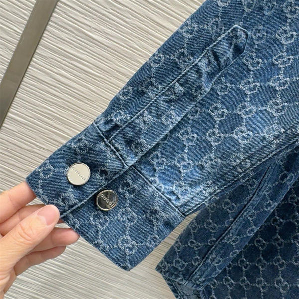 GUCCI スーパーコピー セットアップ 人気ランキング新作 お洒落カジュアル グッチ