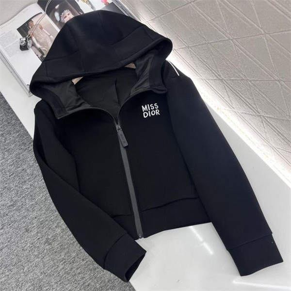 ディオール スーパーコピー セットアップ スポーティエレガント DIOR
