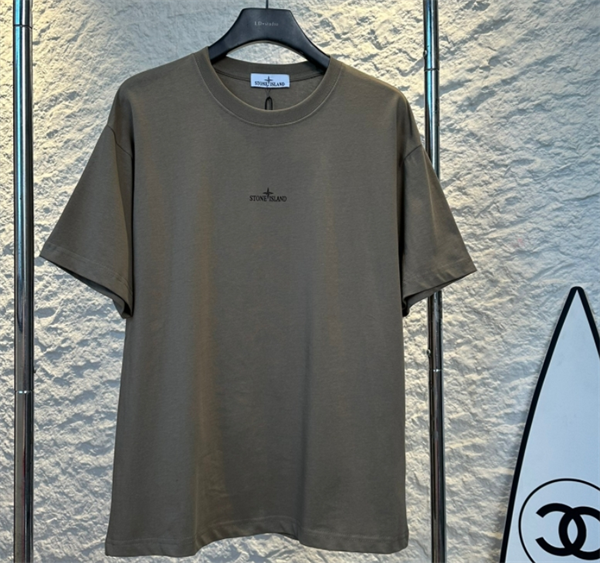 ストーンアイランド コピーSTONE ISLAND tシャツ激安新作2025流行り上質なアイテムスタイリッシュコーディネート