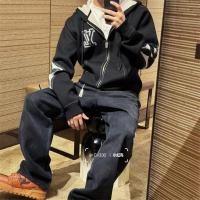 ルイヴィトン スーパーコピー セットアップ LVロゴ フーディー＆デニムパンツ ストリートラグジュアリー LOUIS VUITTON