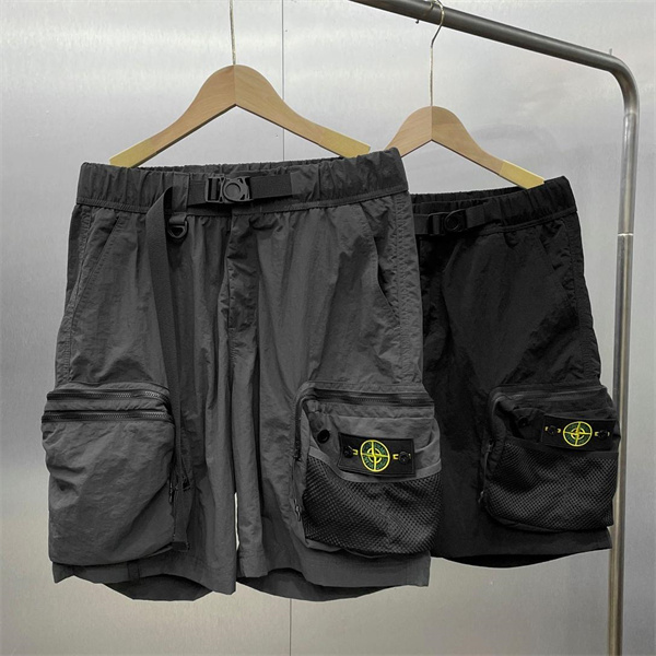 ストーンアイランド  STONE ISLAND スーパーコピー  ハーフパンツ 機能性 メッシュポケット サイドジッパー ロゴ パッチ カジュアル