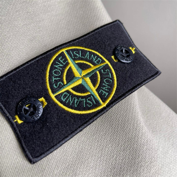 STONE ISLAND 偽物 トレーナー メンズ アイコニック パッチ 左袖 カジュアル ストーンアイランド