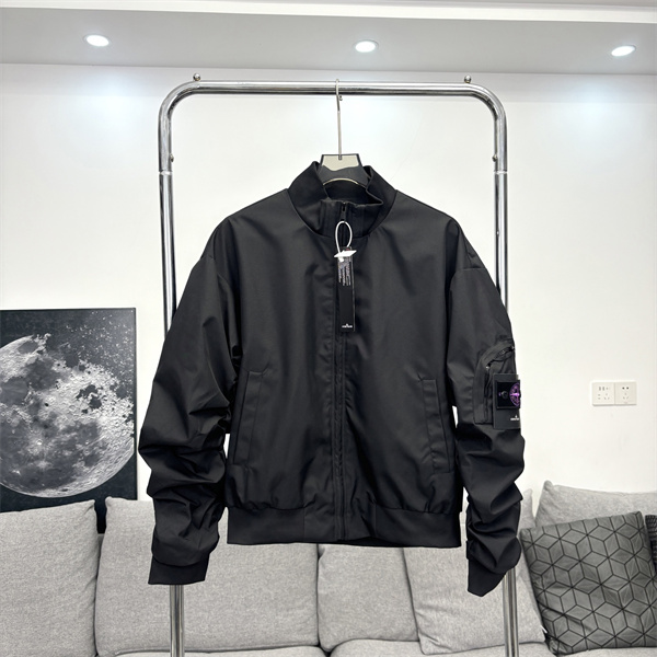 STONE ISLAND スーパーコピー ジャケット ジップポケット アイコニックパッチ ストーンアイランド