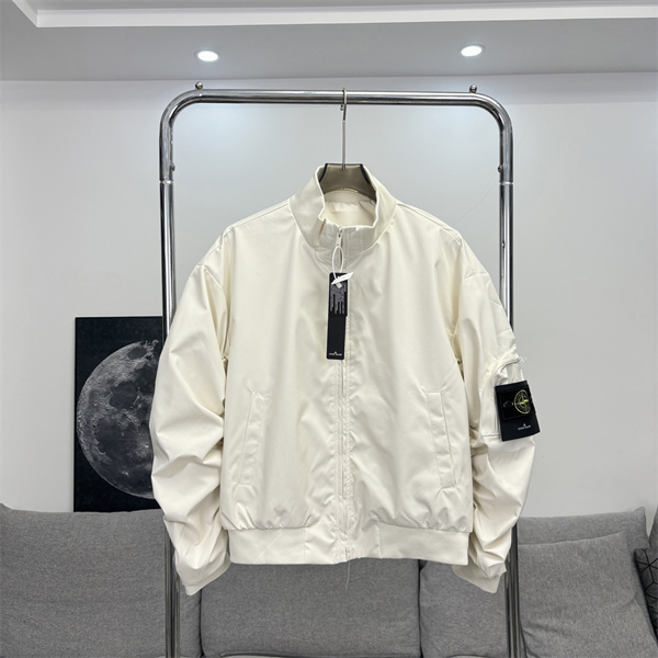 STONE ISLAND スーパーコピー ジャケット ジップポケット アイコニックパッチ ストーンアイランド