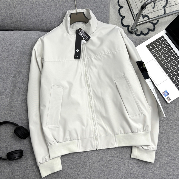 ストーンアイランド 偽物 ジャケット メンズ ホワイト クリーンデザイン ポケット アイコニックパッチ STONE ISLAND