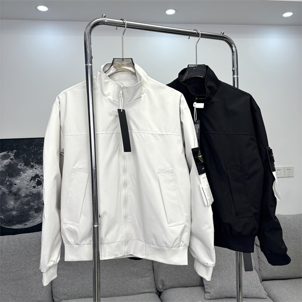 ストーンアイランド 偽物 ジャケット メンズ ホワイト クリーンデザイン ポケット アイコニックパッチ STONE ISLAND