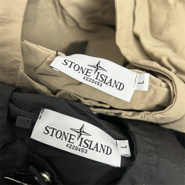 ストーンアイランド スーパーコピー ジャケット メンズ ブラック ベージュ フード付き STONE ISLAND