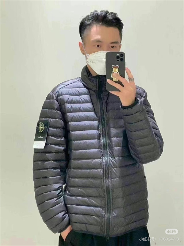 軽量設計 保温性 抜群 STONE ISLAND ストーンアイランド コピー インナーダウン ジャケット