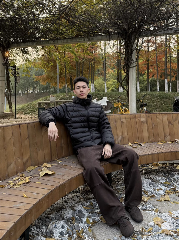 軽量設計 保温性 抜群 STONE ISLAND ストーンアイランド コピー インナーダウン ジャケット