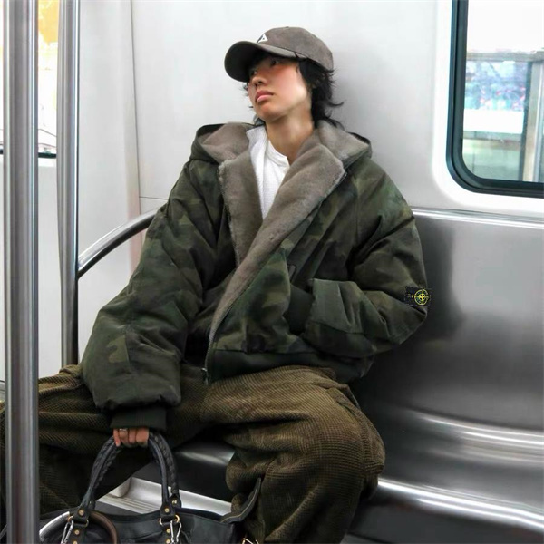 保温性抜群 冬仕様 防寒対策 カモフラージュ ジャケット STONE ISLAND ストーンアイランド コピー