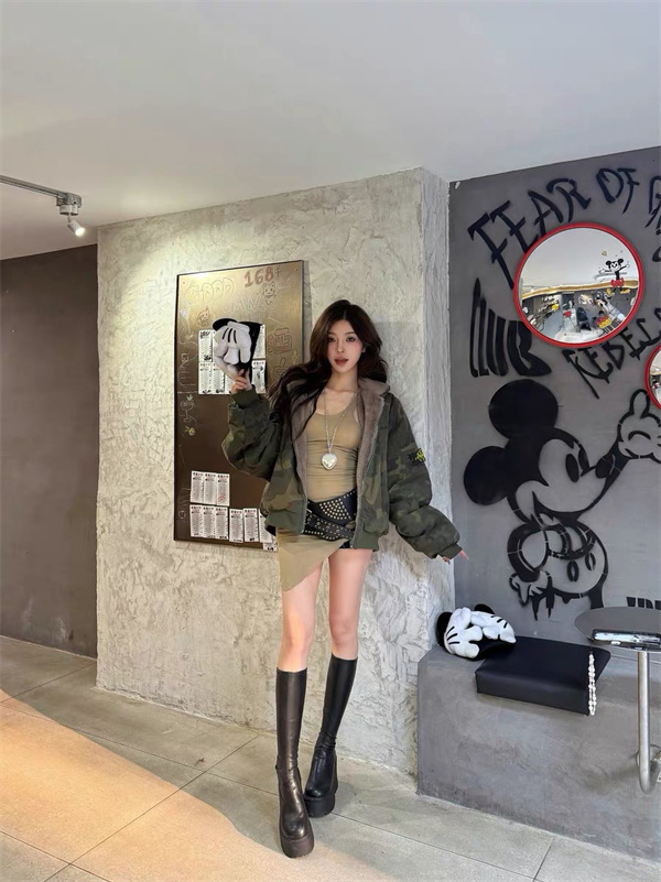 保温性抜群 冬仕様 防寒対策 カモフラージュ ジャケット STONE ISLAND ストーンアイランド コピー