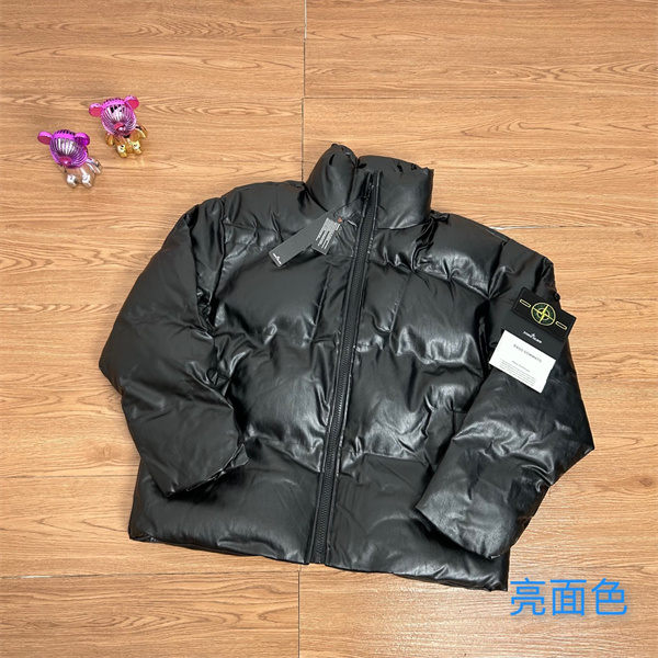 高密度素材 保温仕様 冬支度 STONE ISLAND ストーンアイランド コピー ダウン ジャケット 定番モデル