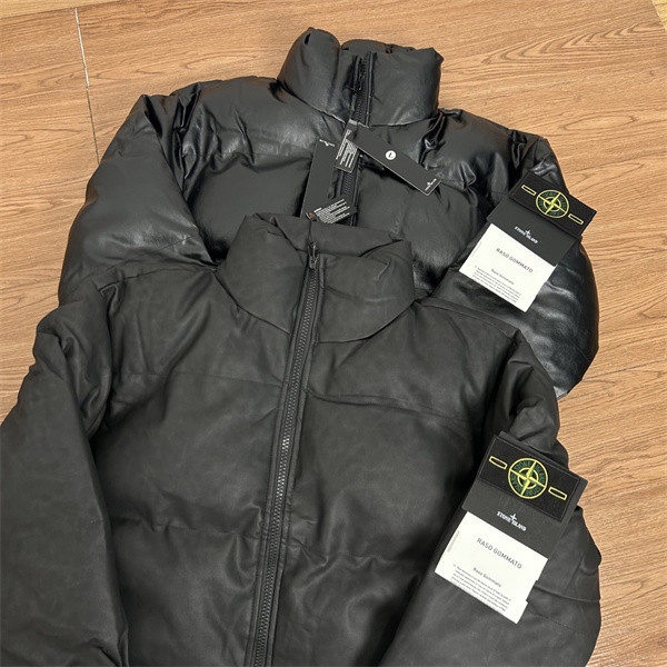 高密度素材 保温仕様 冬支度 STONE ISLAND ストーンアイランド コピー ダウン ジャケット 定番モデル