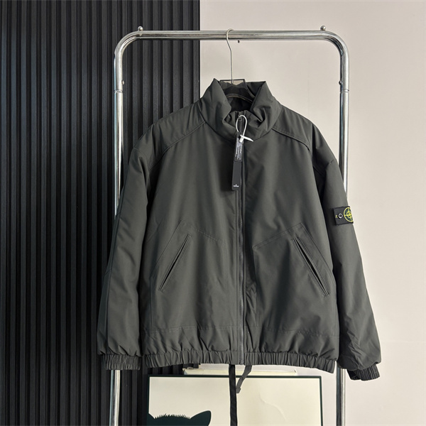 STONE ISLAND ストーンアイランド コピー 温か素材 実用性重視 デイリー ジャケット 2026新作対応