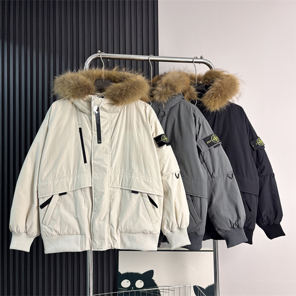保温性抜群 防寒仕様 STONE ISLAND ストーンアイランド コピー ファー フード ジャケット 数量限定