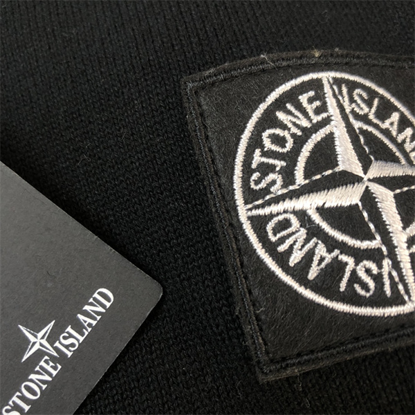 落ち着き配色 本格仕様 STONE ISLAND ストーンアイランド コピー クルーネック ニット ロングセラー