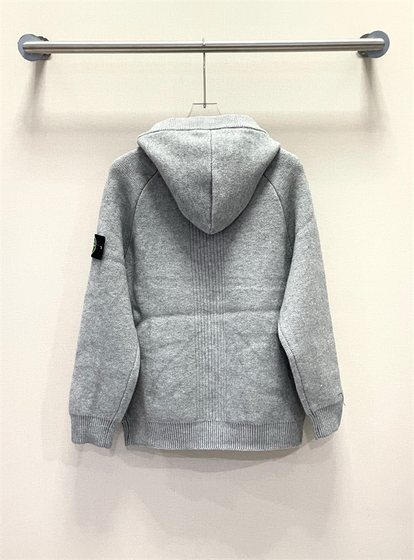  STONE ISLAND ストーンアイランド コピー 当店イチオシ 快適着用 ジップアップ ニット パーカー