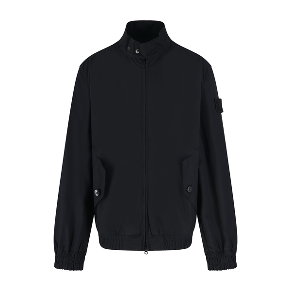 実用性 防風仕様 動きやすさ STONE ISLAND ストーンアイランド コピー ダウンジャケット 注目