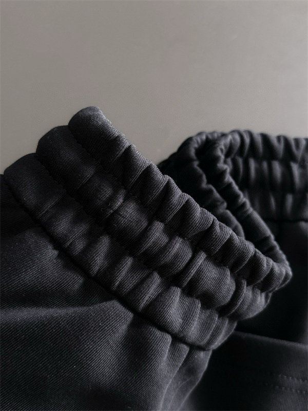 洗練シルエット スウェットパンツ 防寒対応  当店イチオシ STONE ISLAND ストーンアイランド コピー