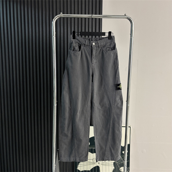STONE ISLAND ストーンアイランド コピー トレンド感 カーゴパンツ 実用デザイン 2026新作