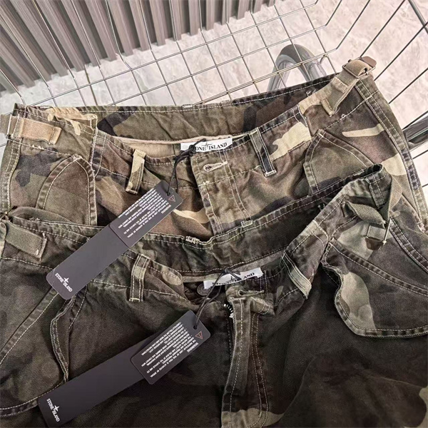 STONE ISLAND ストーンアイランド コピー 実用性重視 ワークパンツ 2026新作コーデ 人気爆発