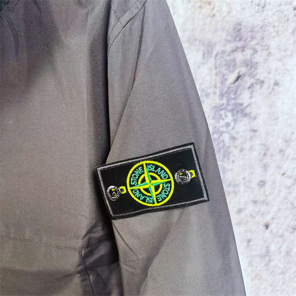 軽量設計 コンパクトシルエット 快適着用 デイリージャケット ストーンアイランド コピー STONE ISLAND