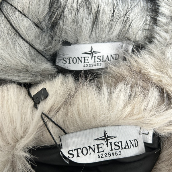 上質感 中綿ブルゾン 防寒対応 冬向けアウター ストーンアイランド コピー STONE ISLAND