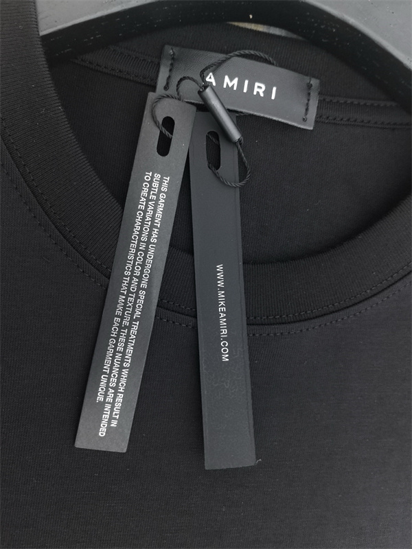 AMIRI モノトーン アミリ コピー 半袖Tシャツ シンプル 高見え カジュアル 2026新作コーデ